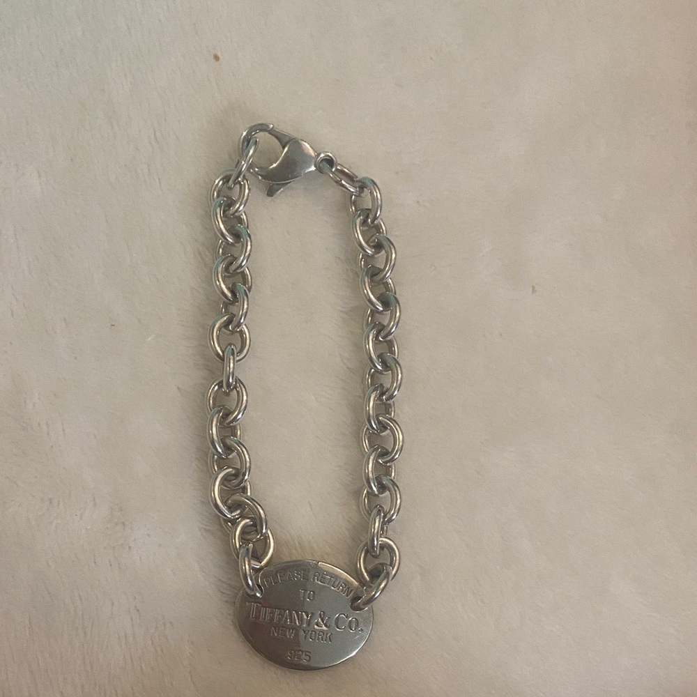 Tiffany & Co. Sterling Silver Return To Tiffany Oval Tag Charm Bracelet - Picture 3 of 6